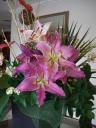 floral-arrangement-lillies-close-up-mar-31-2008.JPG