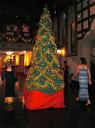 09-dec-2009-christmas-tree-theatre.JPG
