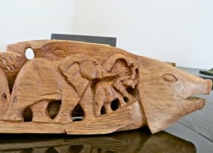 02dec14 - big 5 carving elephant
