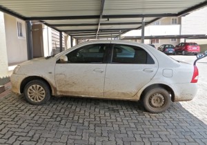 18dec14 - HI - Sharpeville dirty car